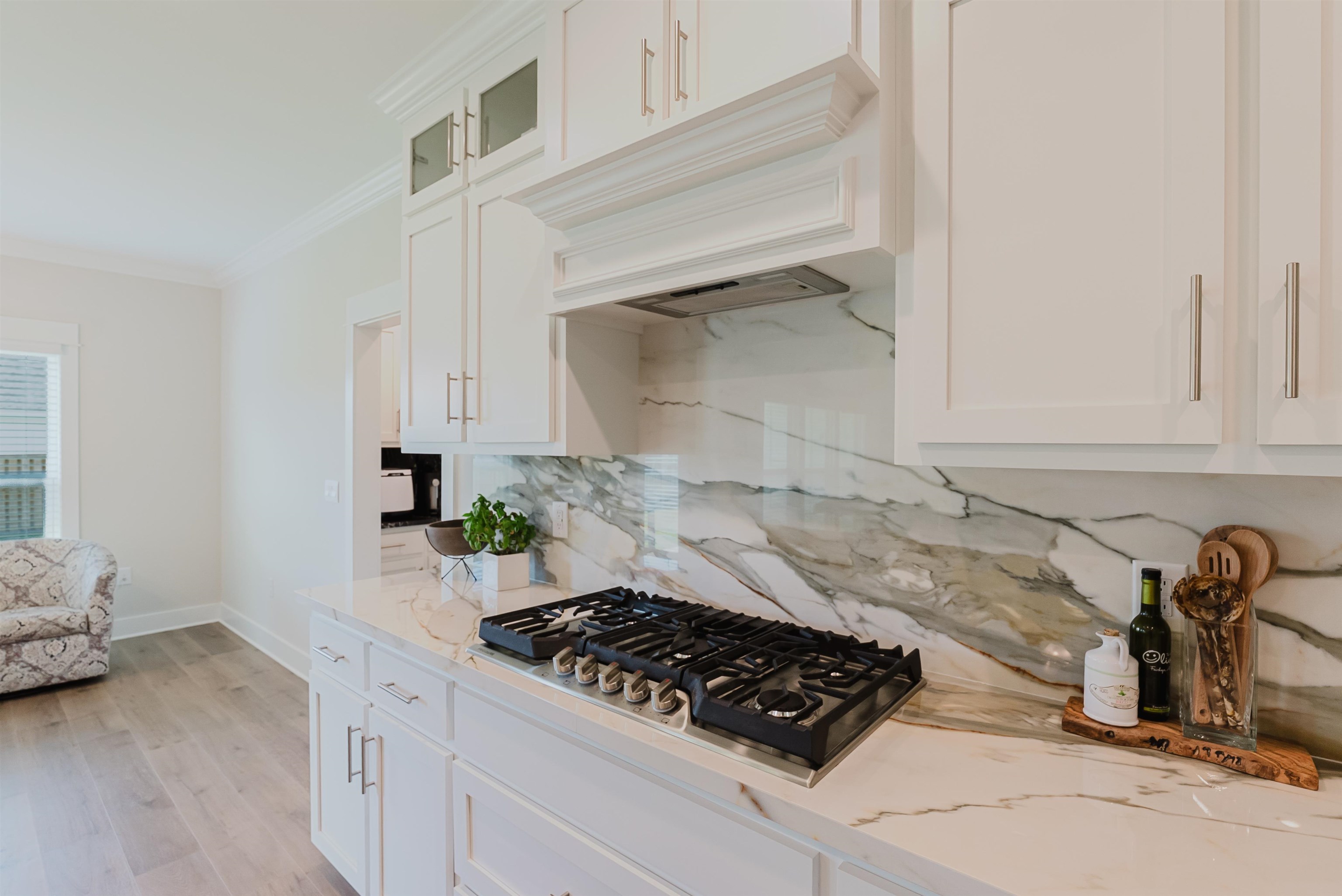 380 Garrison Boulevard Fairhope, AL 36532 - Photo 9 of 39 Kitchen