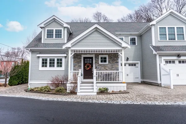 $929,900 | 135 Sumner Street, Unit 1, Quincy, MA 02169