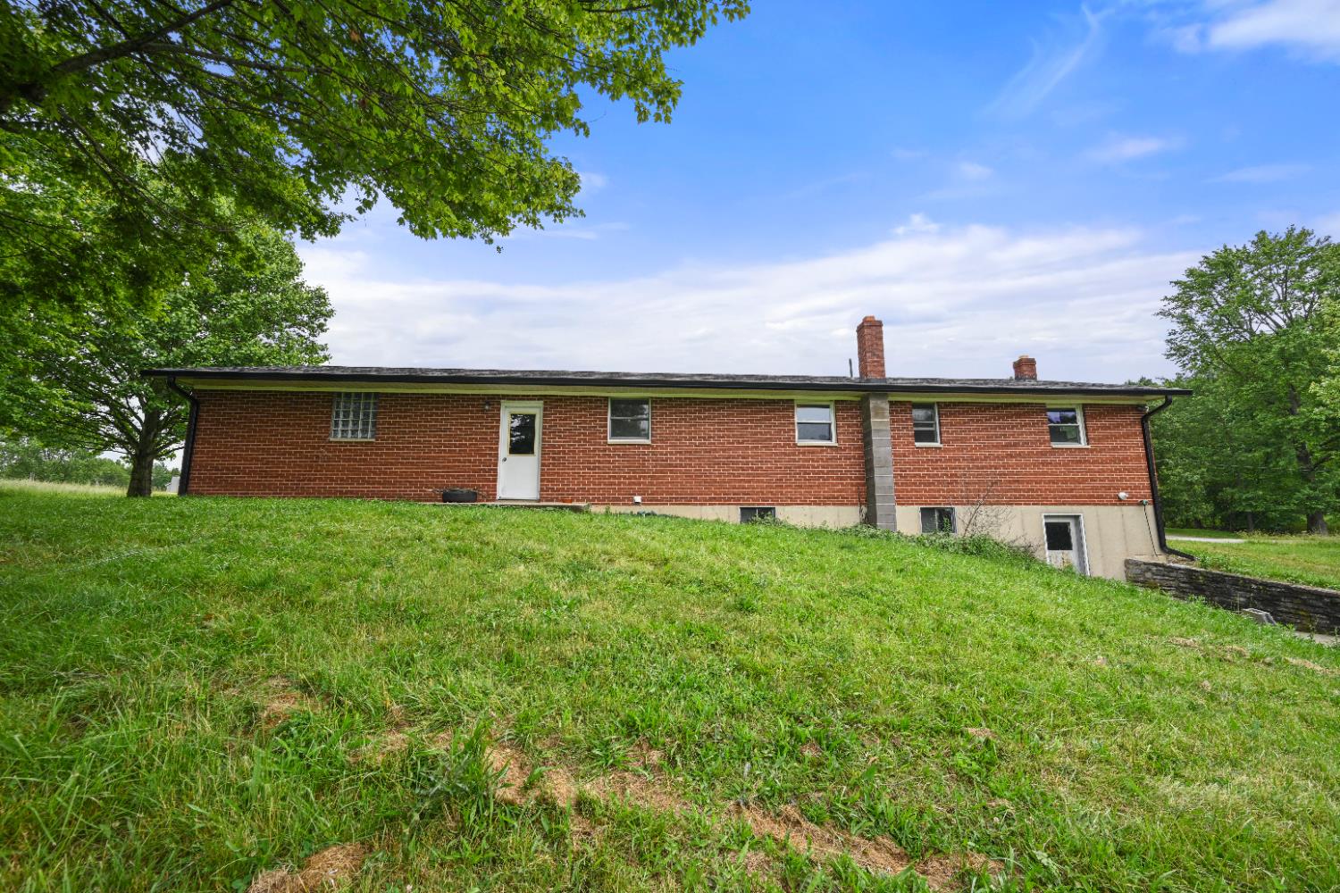 29471 Blue Creek Road Sunman, IN 47041 - Photo 5 of 33