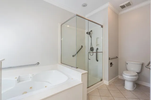 a view of a walk in closet