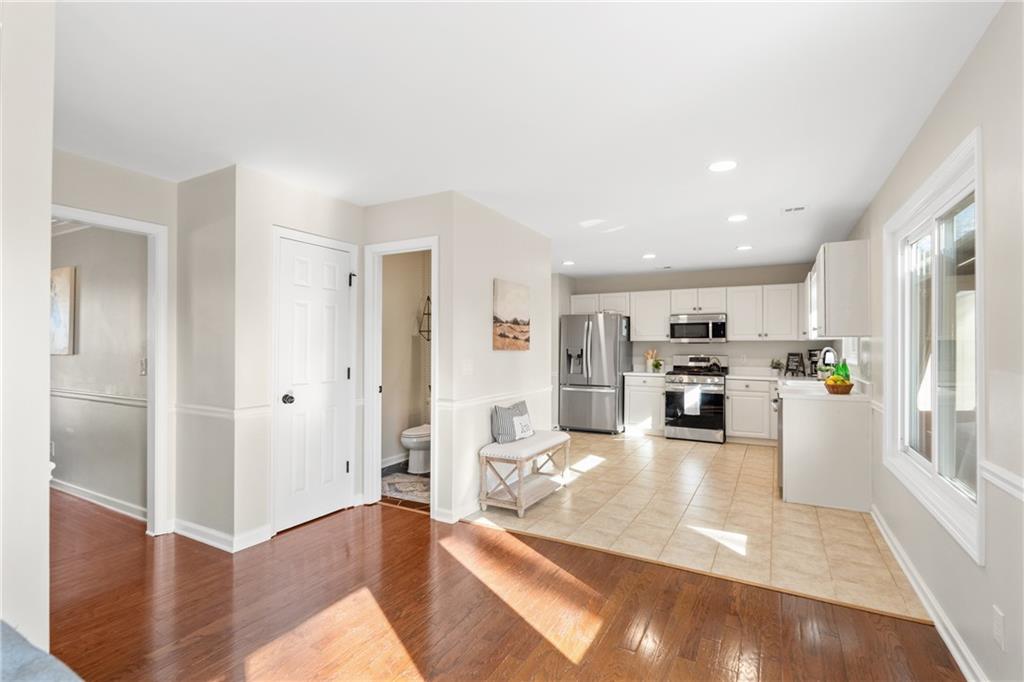 5040 Edisto Lane Cumming, GA 30040 - Photo 11 of 34