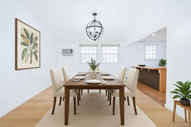 $699,000 | 15 Mayflower Lane, East Setauket, NY 11733