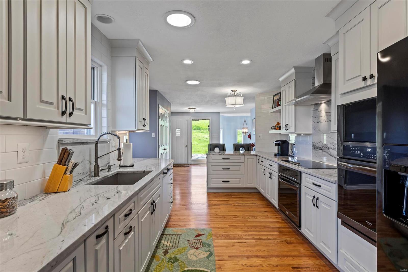 9104 Rott Road St. Louis, MO 63127 - Photo 11 of 93 Gallery Image 11