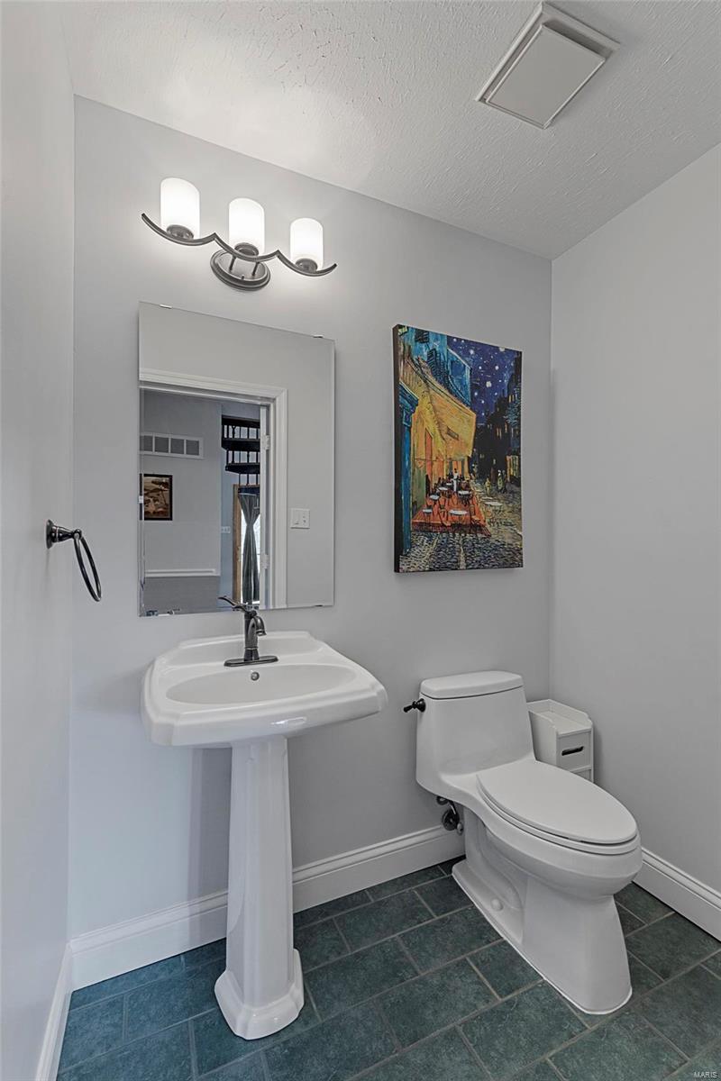 9104 Rott Road St. Louis, MO 63127 - Photo 34 of 93 Gallery Image 34