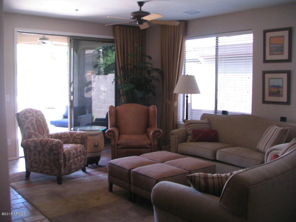 41549 North Clear Crossing Road Anthem, AZ 85086 - Photo 11 of 40 Living Room