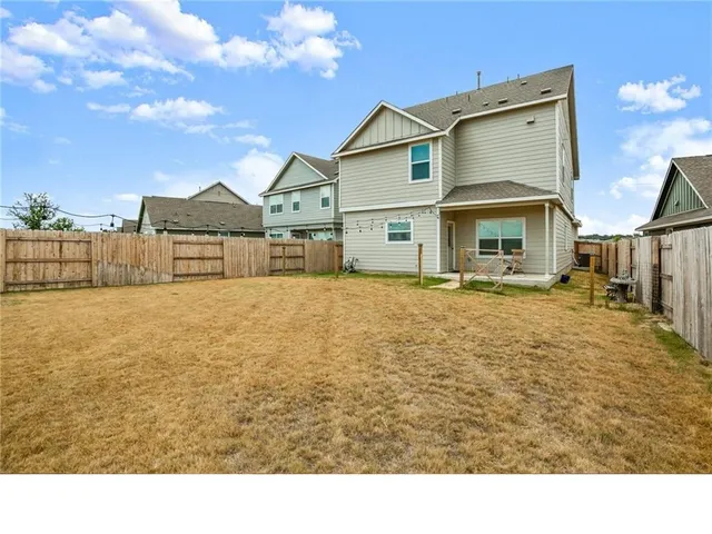 a view of a house with a outdoor space