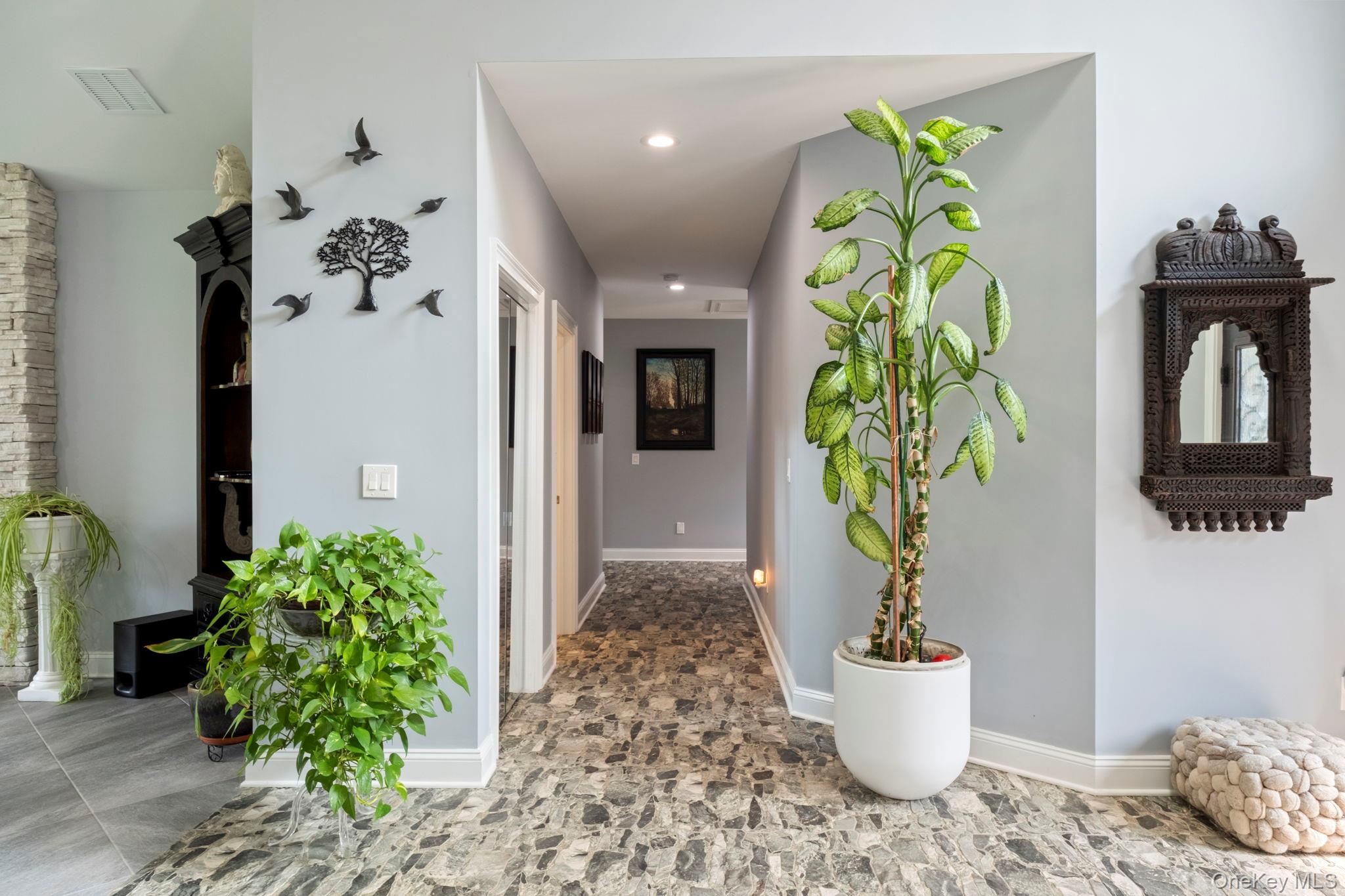 174 Webber Road Coxsackie, NY 12058 - Photo 5 of 50 a vase of flowers sitting on a table