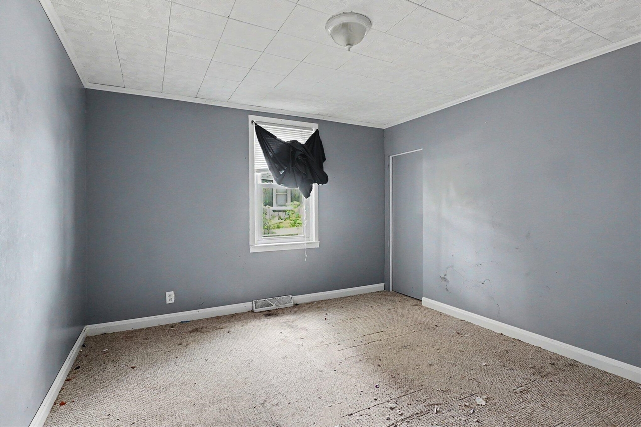 5058 Hess Road Saginaw, MI 48601 - Photo 8 of 16