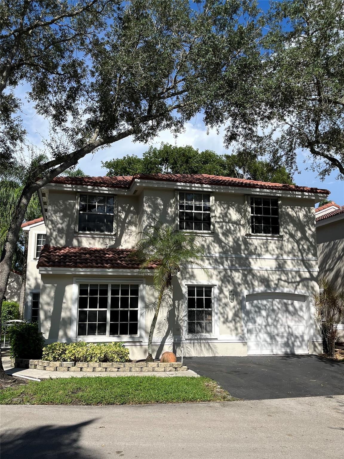 959 Azure Lane Weston, FL 33326 - Photo 2 of 43 Photo 2