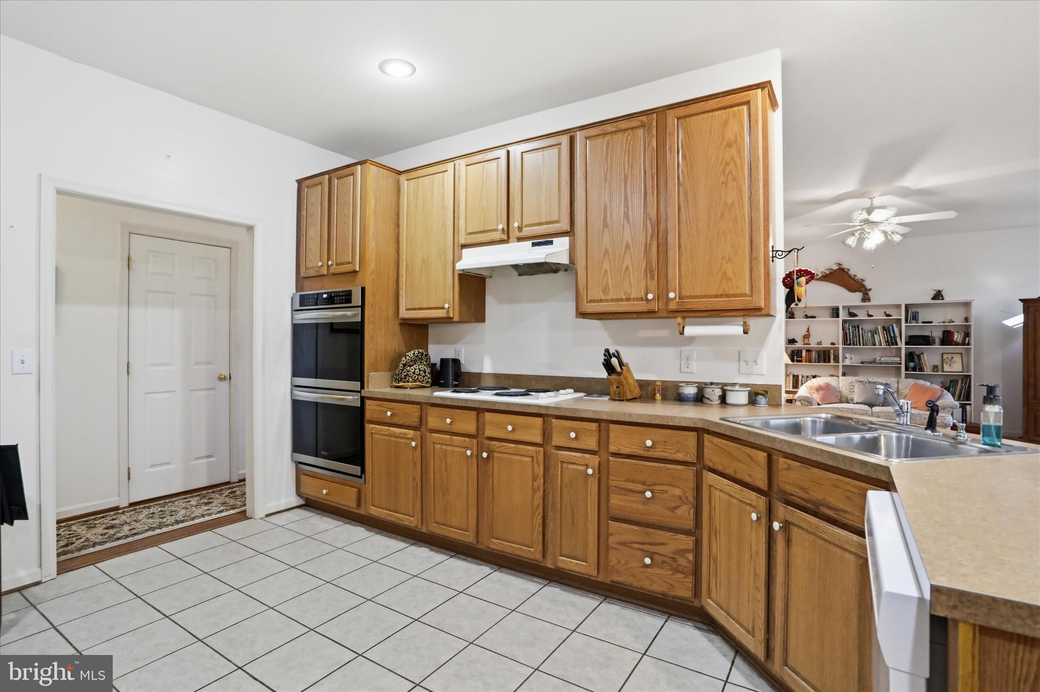 20370 Splendor View Terrace Hagerstown, MD 21740 - Photo 12 of 45