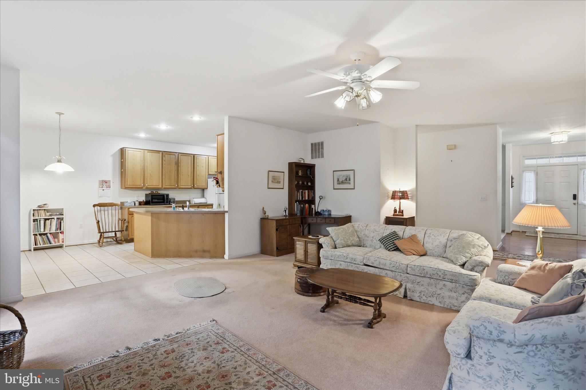 20370 Splendor View Terrace Hagerstown, MD 21740 - Photo 9 of 45