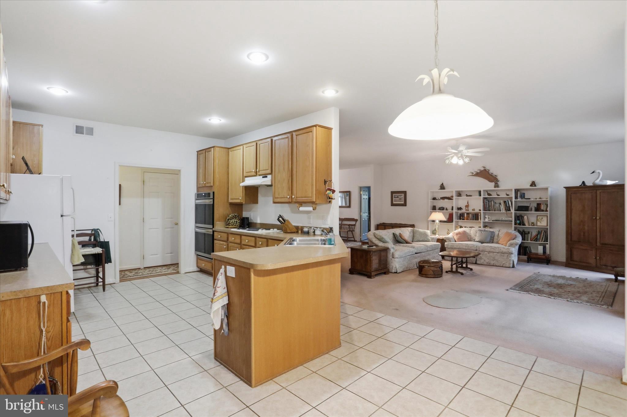 20370 Splendor View Terrace Hagerstown, MD 21740 - Photo 10 of 45