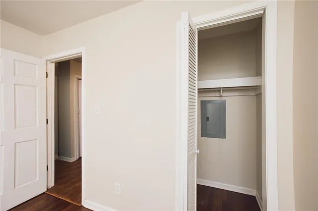 $1,295 | 150 Hedges Street Southeast, Marietta, GA 30008