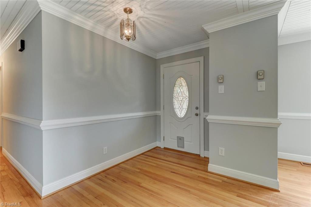 5544 Murphy Road Summerfield, NC 27358 - Photo 6 of 30 Gallery Image 6