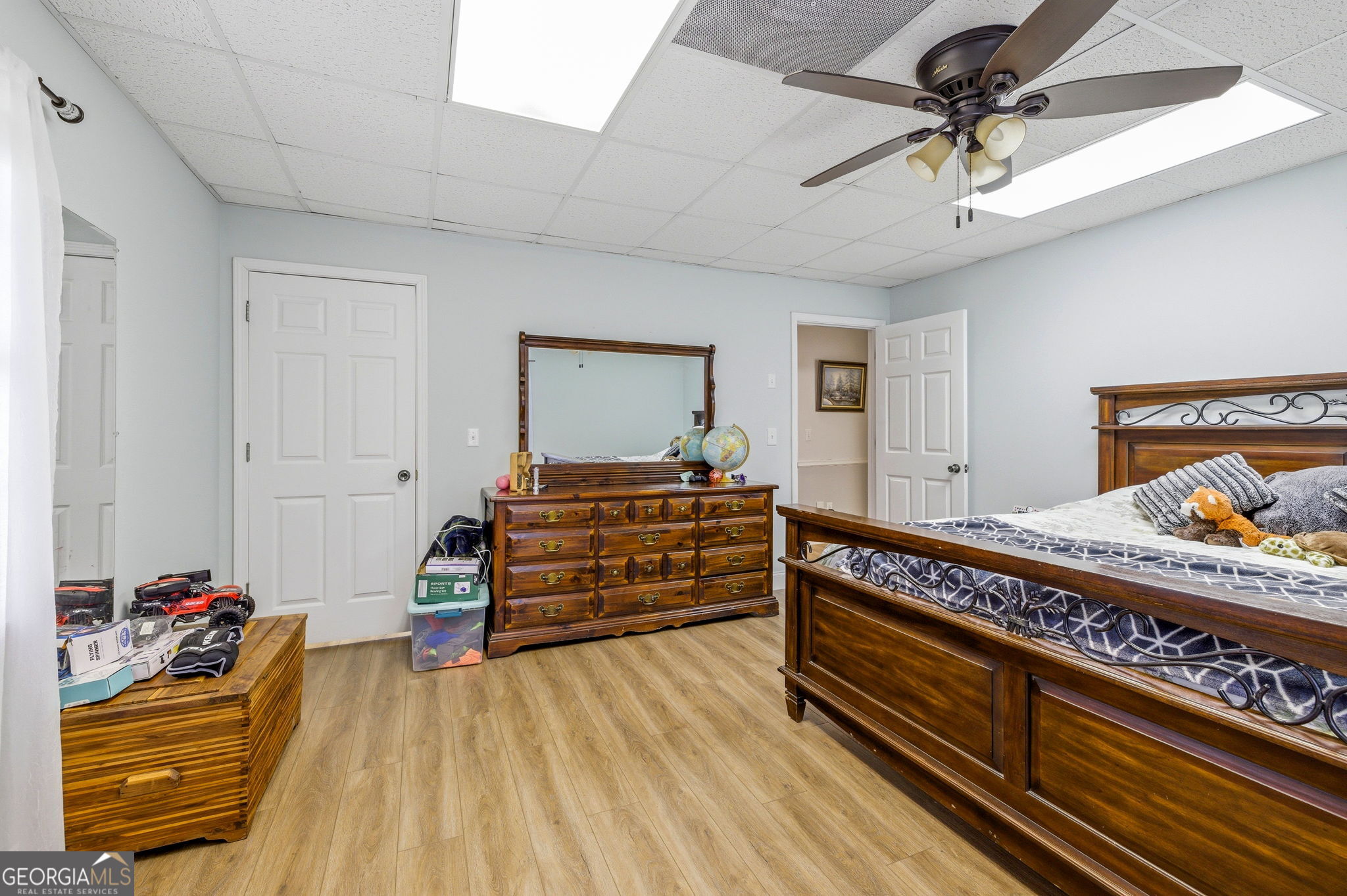 401 Herrin Road Cornelia, GA 30531 - Photo 31 of 83 a bed room with a bed and a dresser