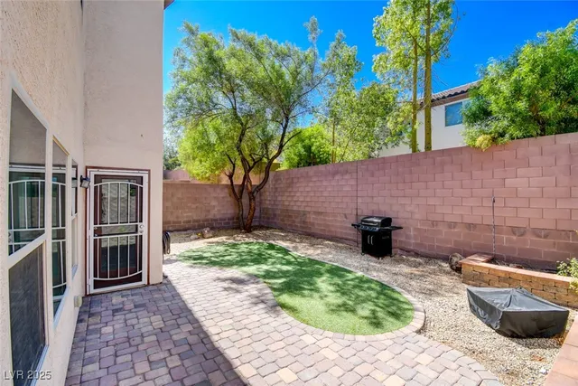 $2,400 | 2613 Romarin Terrace, Henderson, NV 89044