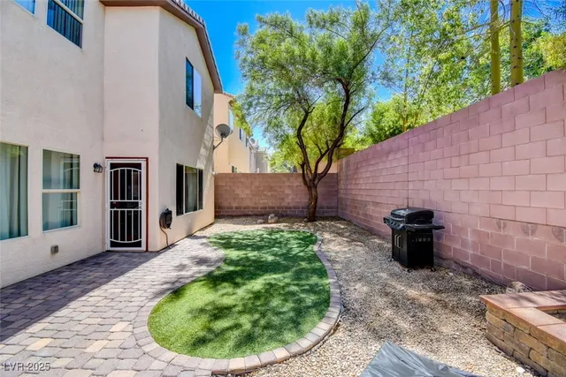 $2,400 | 2613 Romarin Terrace, Henderson, NV 89044
