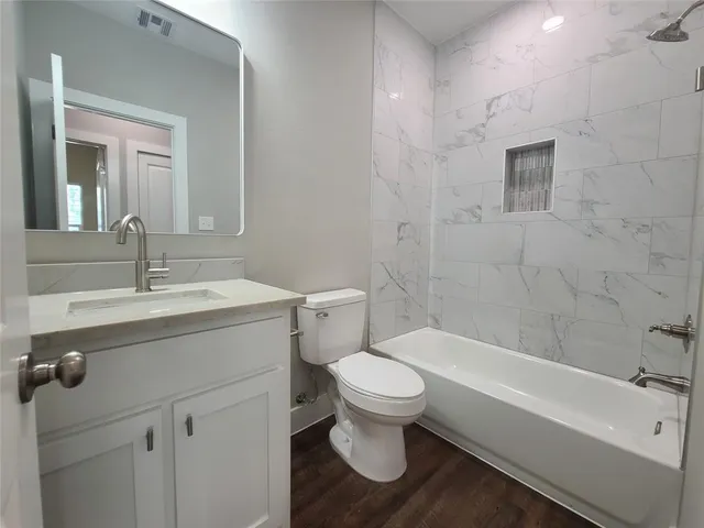 $349,500 | 507 Northeast 5th Avenue, Durant, OK 74701