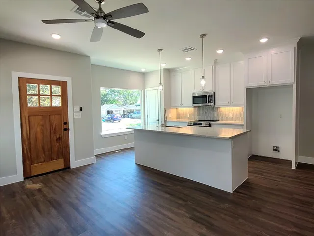 $349,500 | 507 Northeast 5th Avenue, Durant, OK 74701