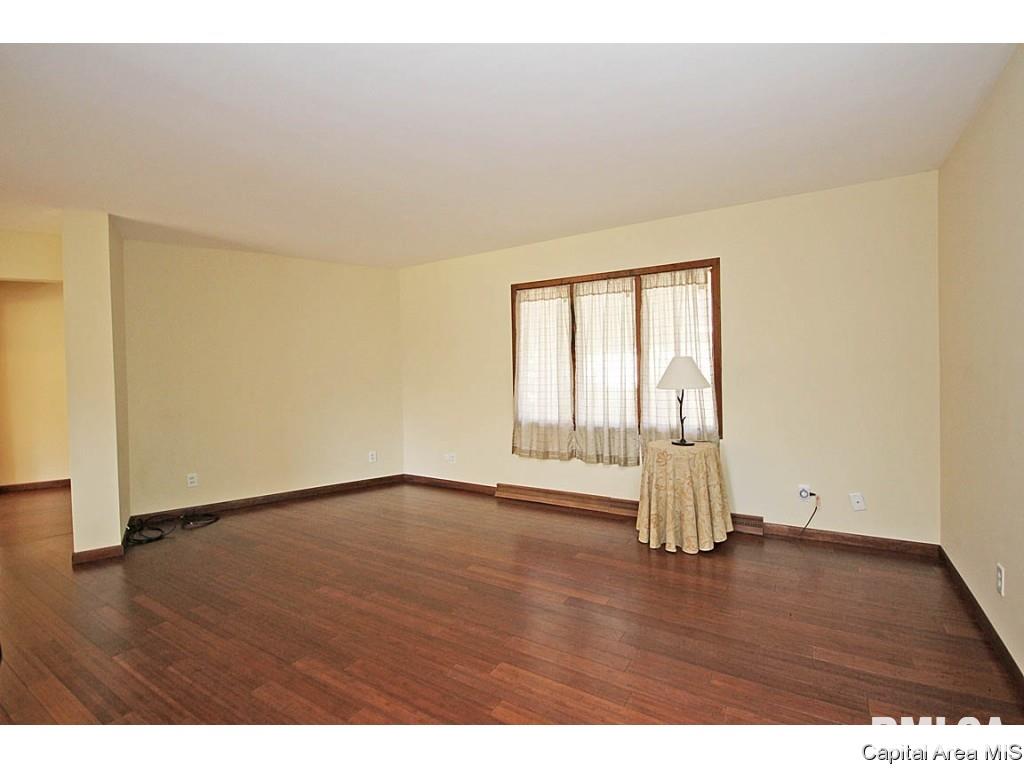 85 Bellerive Road Springfield, IL 62704 - Photo 8 of 29