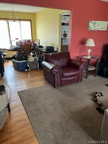 $800,000 | 32 Nearwater Avenue, Massapequa, NY 11758