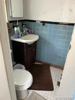 $800,000 | 32 Nearwater Avenue, Massapequa, NY 11758