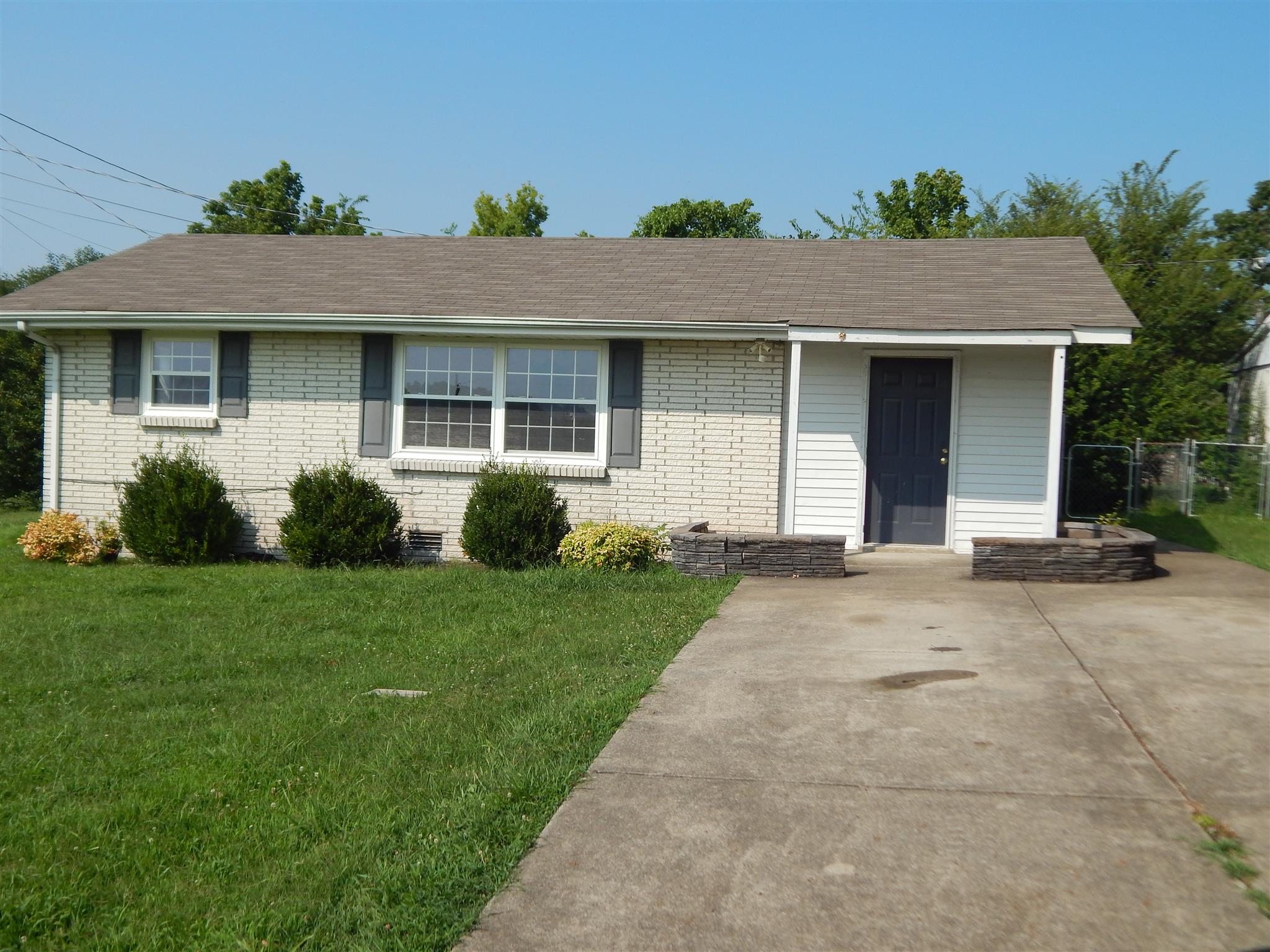 1006 Petty Road White Bluff, TN 37187 - Photo 1 of 11 Gallery Image 1