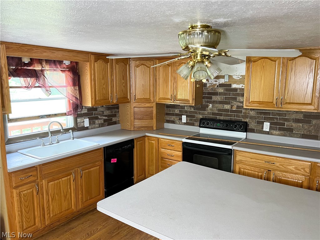12261 Gladstone Road Warren, OH 44481 - Photo 14 of 27 Gallery Image 14