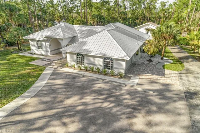 $1,450,000 | 5099 Tallowood Way, Naples, FL 34116