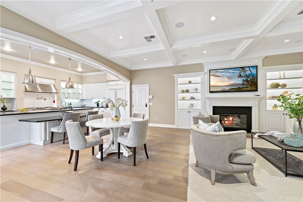 21262 Elda Circle Huntington Beach, CA 92648 - Photo 11 of 38