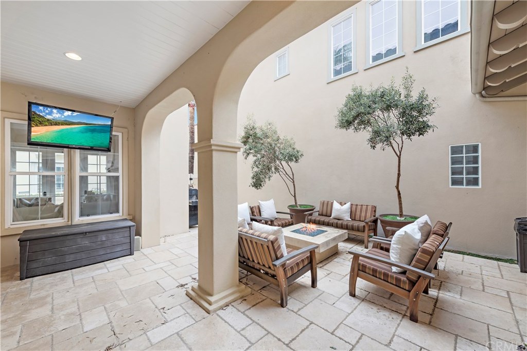 21262 Elda Circle Huntington Beach, CA 92648 - Photo 16 of 38