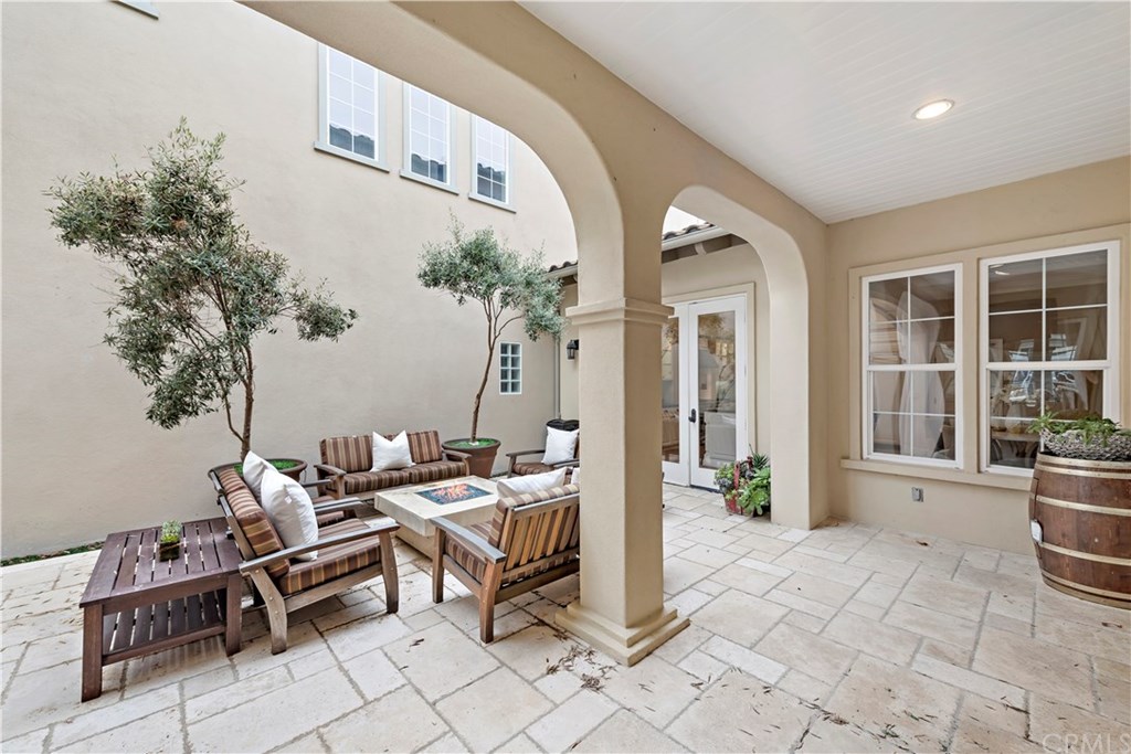 21262 Elda Circle Huntington Beach, CA 92648 - Photo 17 of 38