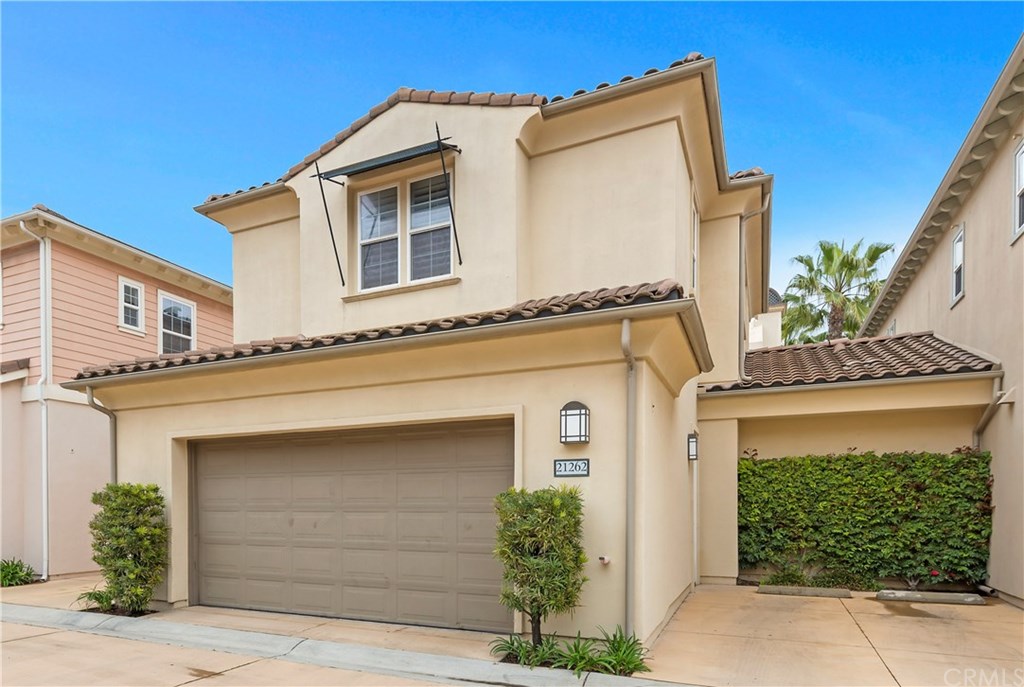 21262 Elda Circle Huntington Beach, CA 92648 - Photo 34 of 38