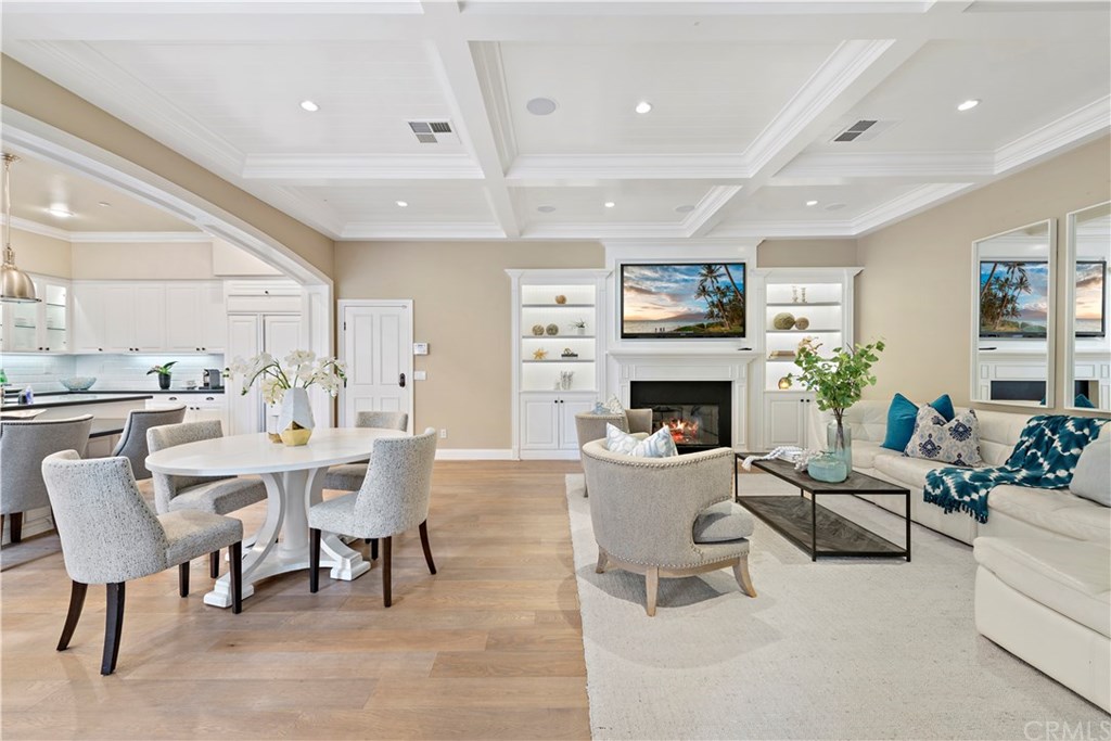 21262 Elda Circle Huntington Beach, CA 92648 - Photo 10 of 38