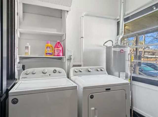 $2,999 | 4717 Gaston Avenue, Unit 19B, Dallas, TX 75246