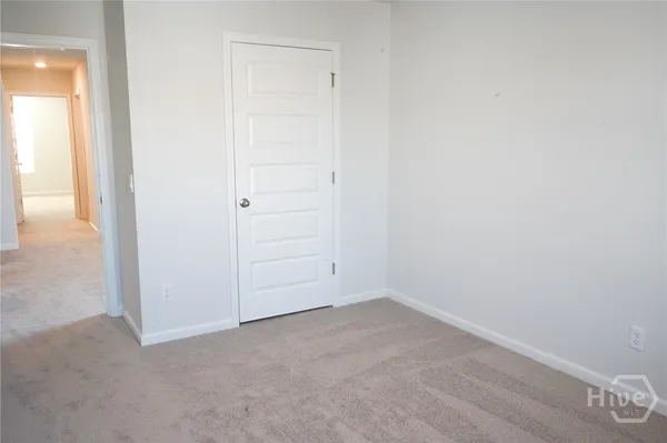 $2,200 | 391 Coconut Drive, Bloomingdale, GA 31302