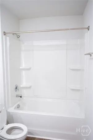 $2,200 | 391 Coconut Drive, Bloomingdale, GA 31302