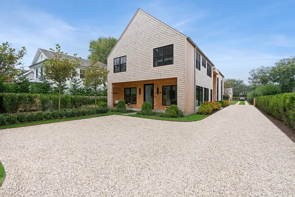 $165,000 | 33 Cooper Lane, East Hampton, NY 11937