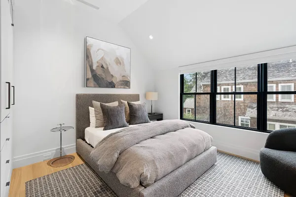 $165,000 | 33 Cooper Lane, East Hampton, NY 11937