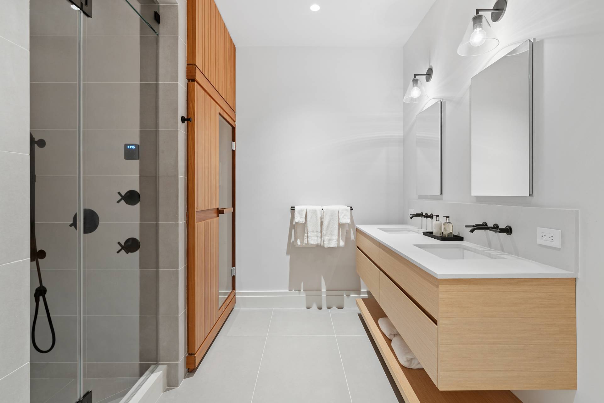 33 Cooper Lane East Hampton, NY 11937 - Photo 18 of 21