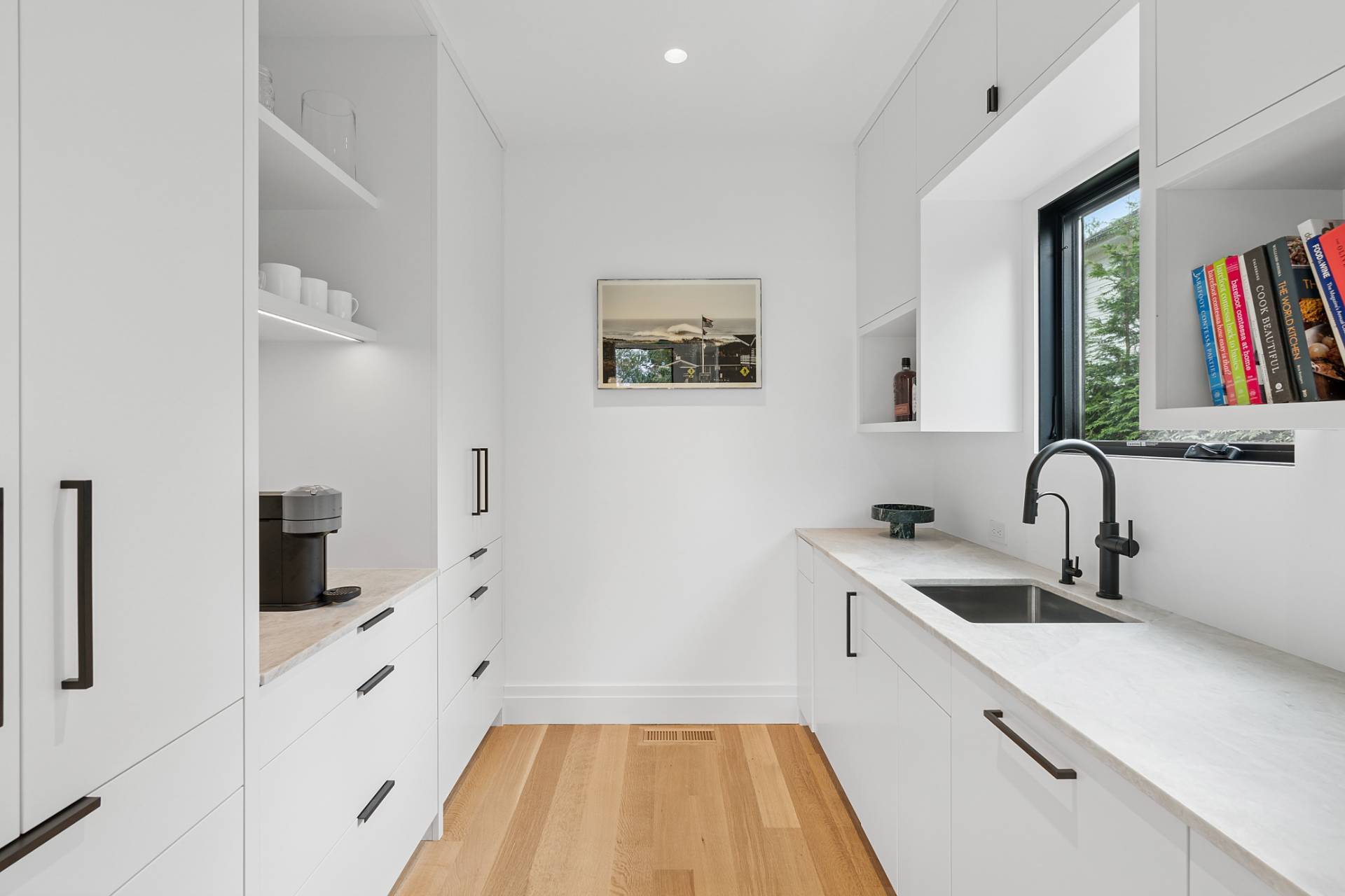 33 Cooper Lane East Hampton, NY 11937 - Photo 4 of 21