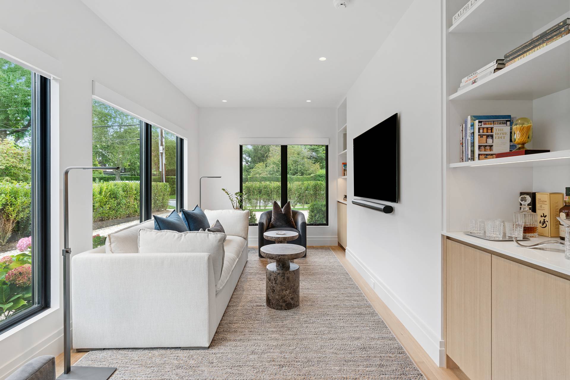 33 Cooper Lane East Hampton, NY 11937 - Photo 6 of 21