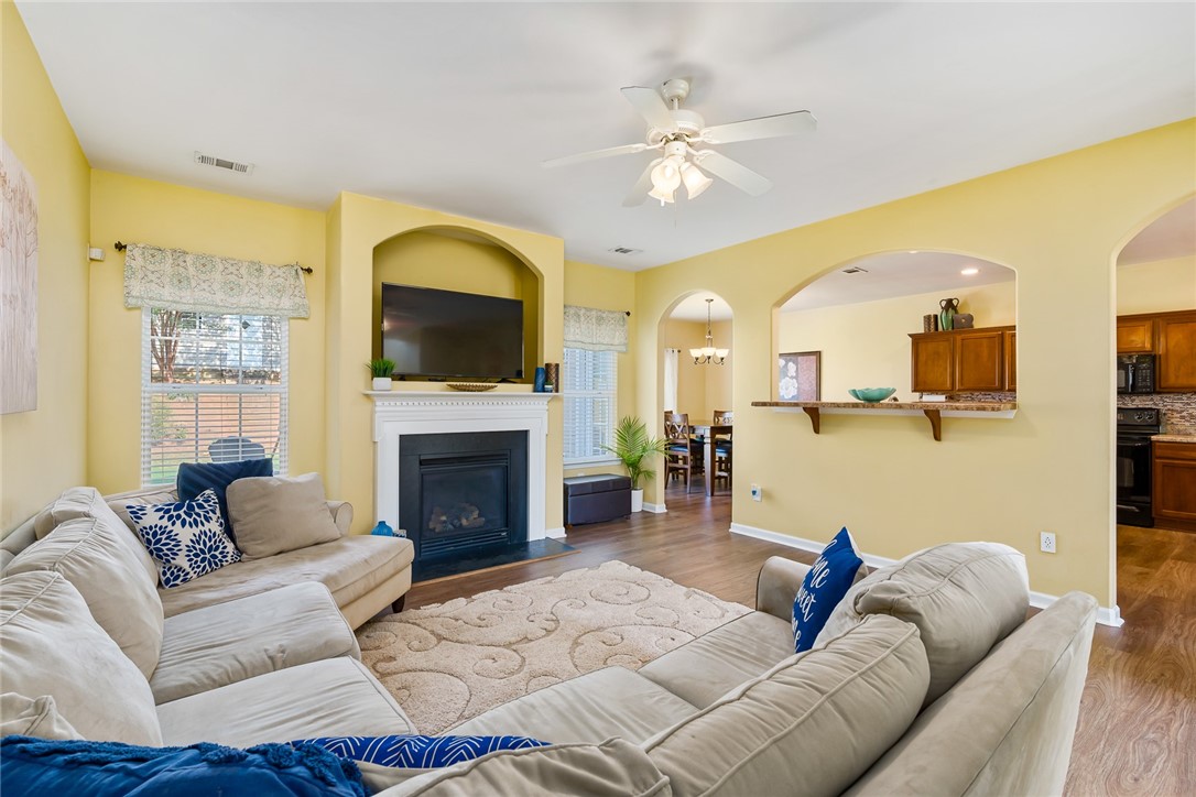 137 Herd Park Court Anderson, SC 29621 - Photo 10 of 33