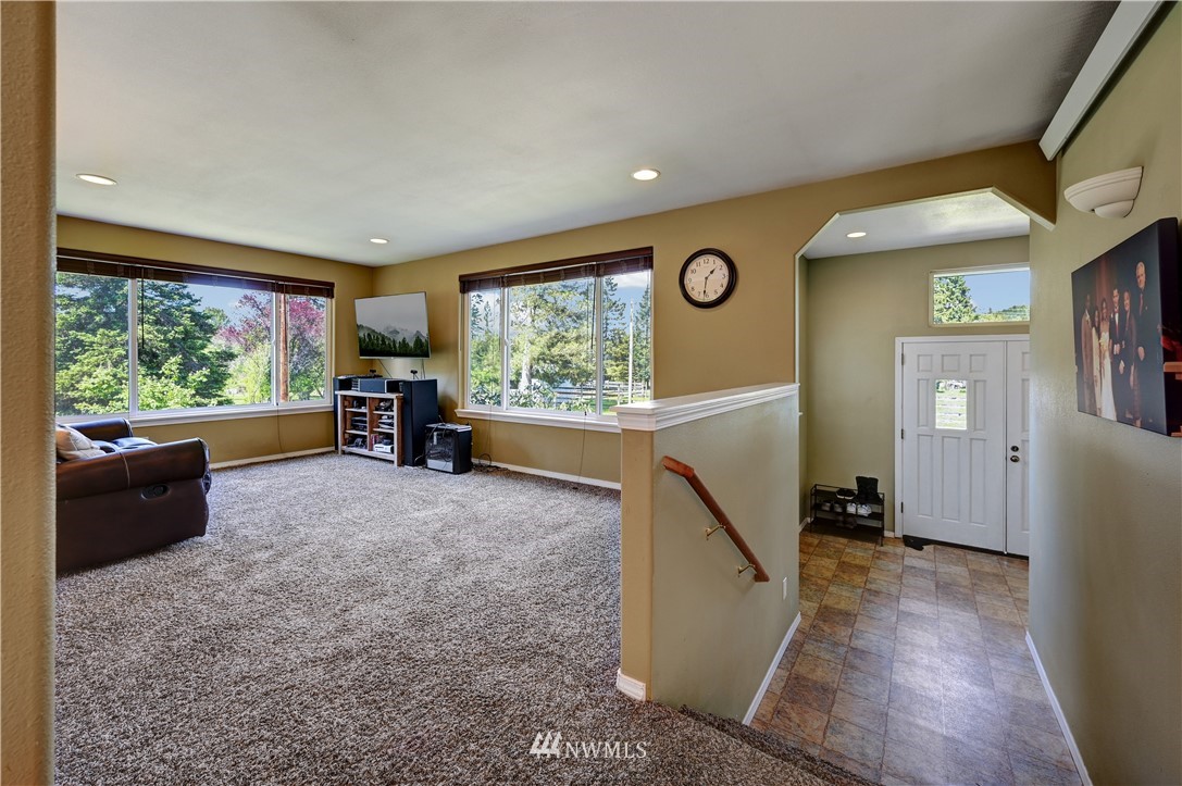 10725 Hand Road Monroe, WA 98272 - Photo 5 of 30 Gallery Image 5