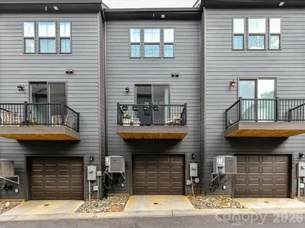 $444,000 | 408 Tristram Lane, Charlotte, NC 28205