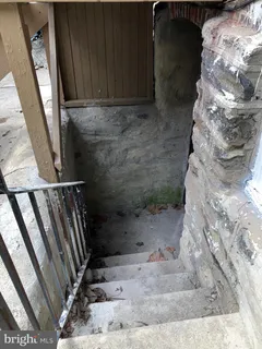 $200,000 | 1512 West Ruscomb Street, Philadelphia, PA 19141