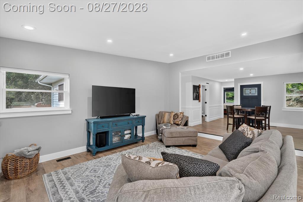 12265 Sharp Road Linden, MI 48451 - Photo 14 of 61 Gallery Image 14