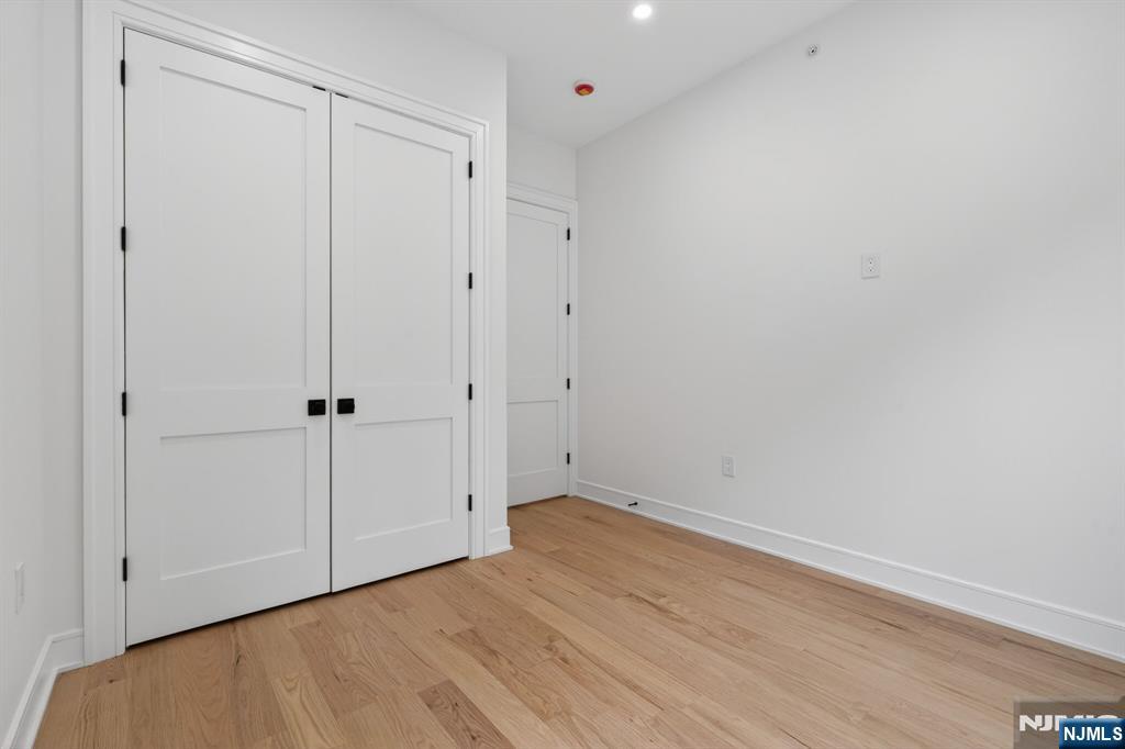 522 Valley Road, Unit 3 Clifton, NJ 07013 - Photo 24 of 40 Gallery Image 24
