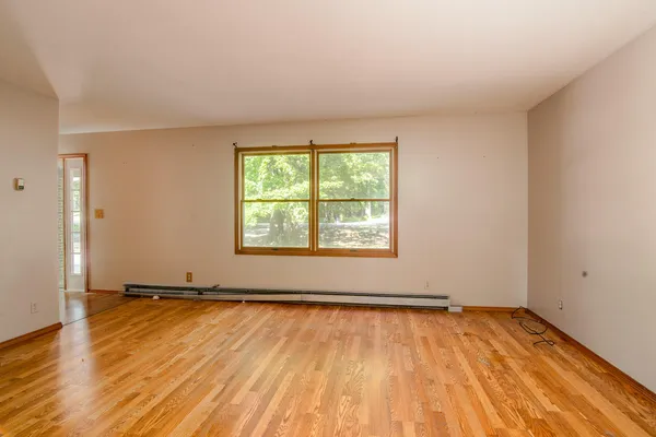 $219,900 | 110 Carpenter Boulevard, Roscommon, MI 48653