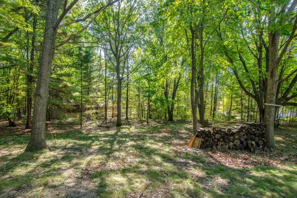 $219,900 | 110 Carpenter Boulevard, Roscommon, MI 48653